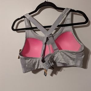 VS Pink | 2 Sports Cross Strap Bras